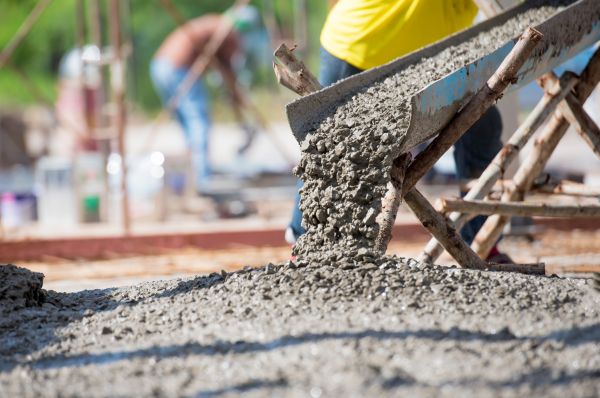 Backyard Concrete Pouring in Rowlett