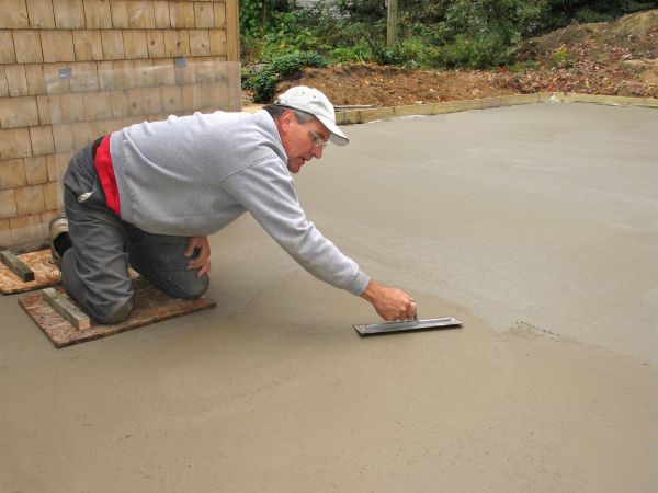 Flat Concrete Installation in Rowlett